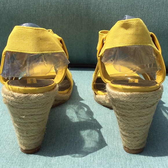 Bandolino Strap Espadrille Wedges 9.5 - Picture 4 of 6